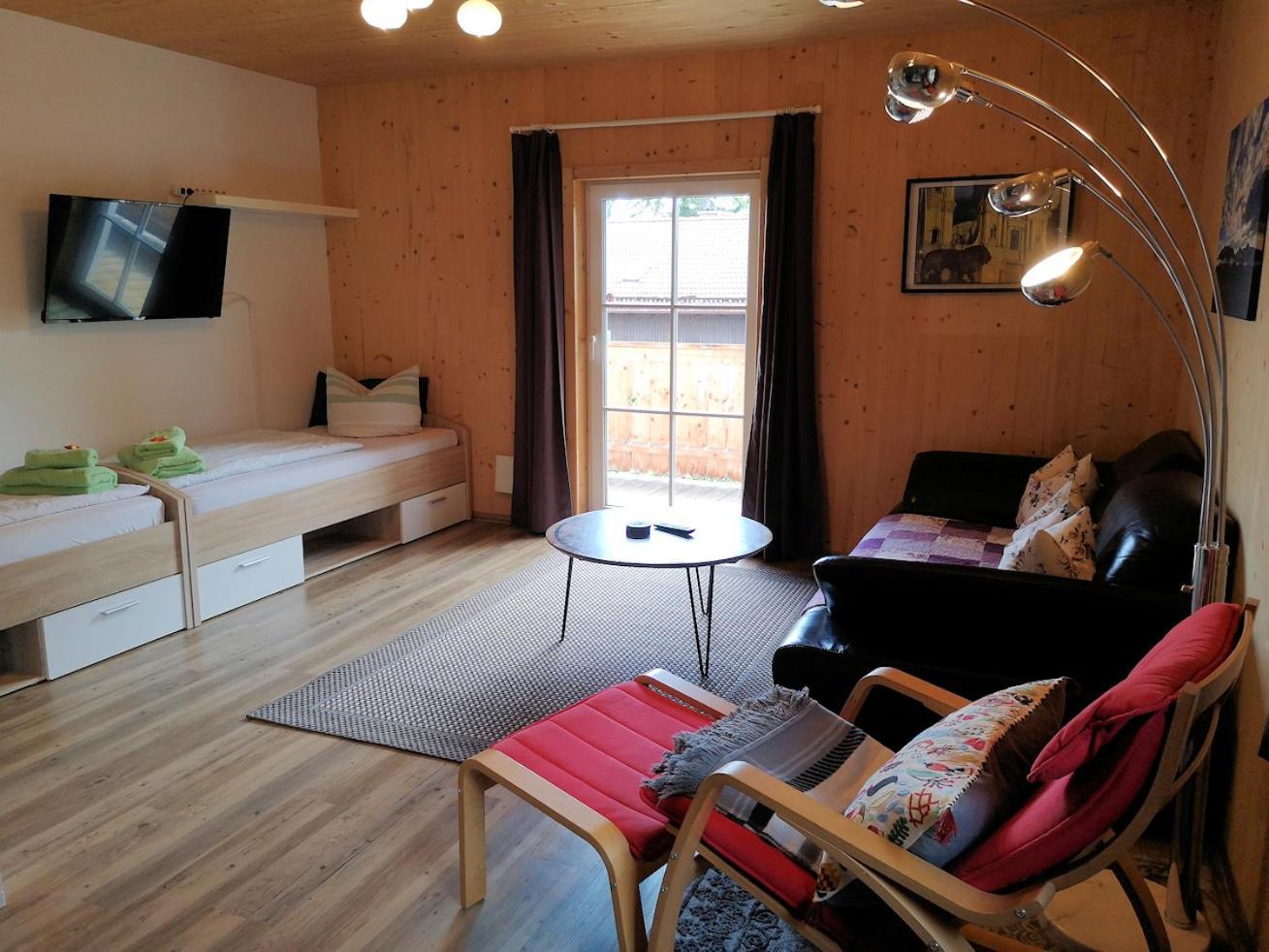 Linden  Heidis Ferienwohnung מראה חיצוני תמונה