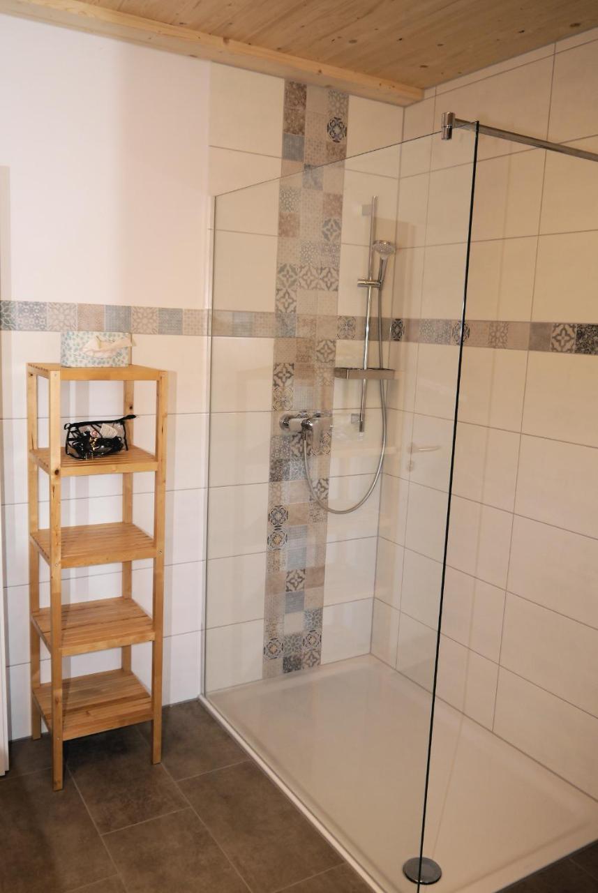 Linden  Heidis Ferienwohnung מראה חיצוני תמונה